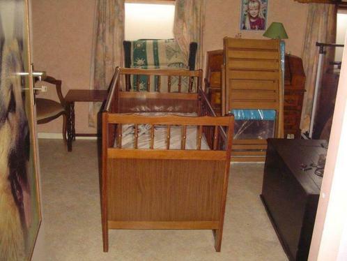 Babybed eik met matras 120 x 60 cm, Kinderen en Baby's, Babywiegjes en Ledikanten, Gebruikt