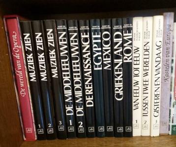 Artis historia boeken beschikbaar voor biedingen
