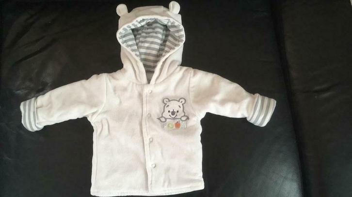 Veste chaude Winnie L’Ourson - état neuf, Kinderen en Baby's, Babykleding | Maat 62, Nieuw