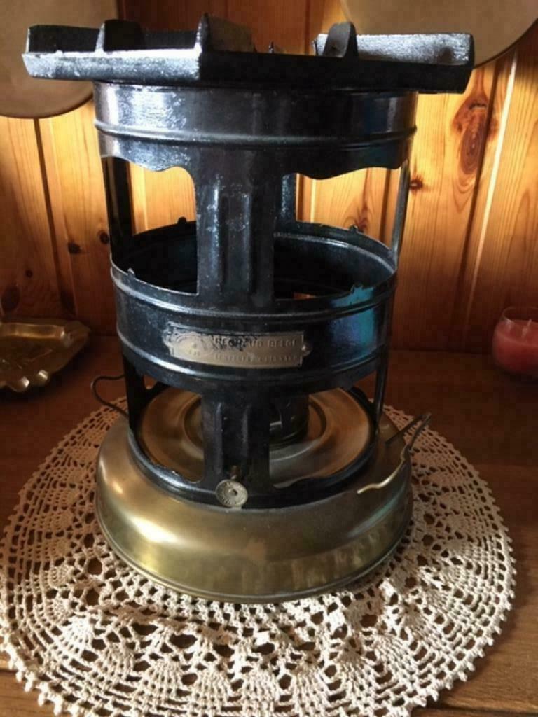 Vieux Réchaud De Camp Vintage En Fer émaillé à Kérosène 1 Brûleur Collection