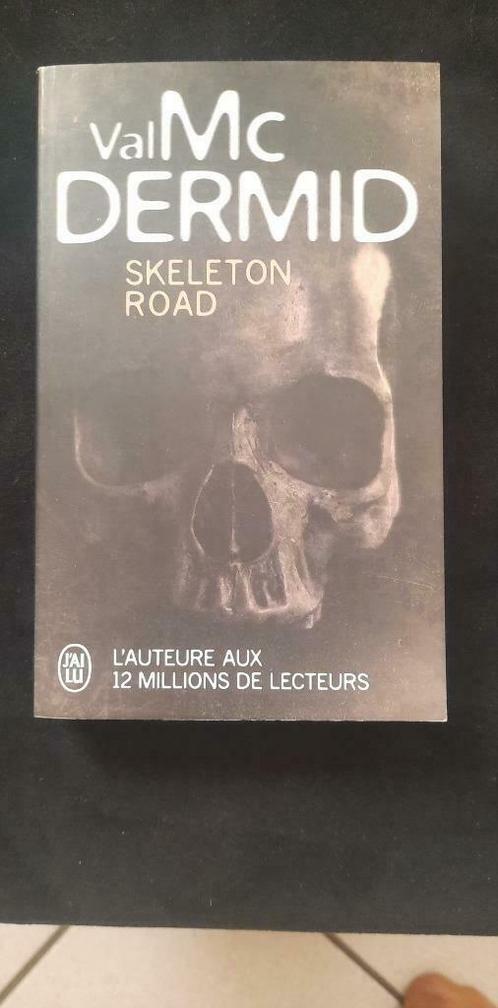 Val Mc Dermid - Skeleton road, Livres, Thrillers, Utilisé, Enlèvement