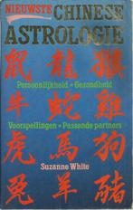 NIEUWSTE CHINESE ASTROLOGIE - SUZANNE WHITE, Boeken, Gelezen, SUZANNE WHITE, Astrologie, Ophalen of Verzenden