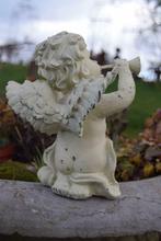 Ange,angelot en fonte jouant de la trompe, Jardin & Terrasse, Enlèvement ou Envoi, Comme neuf, Métal, Ange