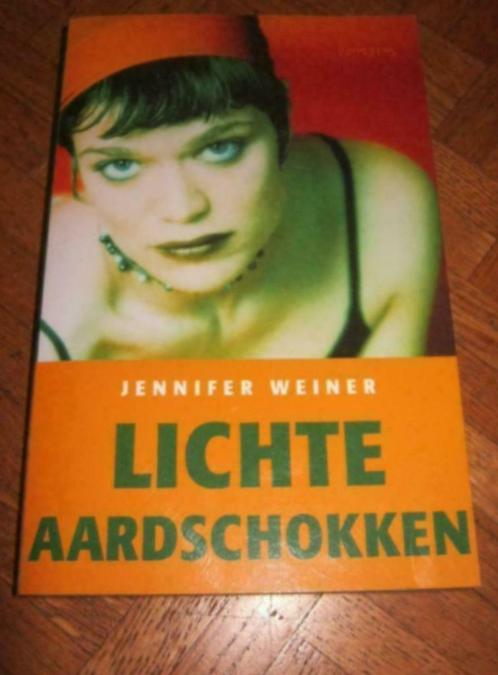Jennifer Weiner: Lichte aardschokken, Livres, Romans, Utilisé, Enlèvement ou Envoi