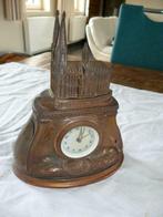 Ancienne horloge art-déco DOM zu Köln en cuivre vintage, Antiquités & Art, Enlèvement ou Envoi