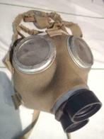 2 x gasmaskers in goede staat van de Wereldoorlog, Antiek en Kunst, Ophalen of Verzenden