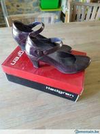 Schoenen maat 36, Kleding | Dames, Schoenen, Ophalen of Verzenden, Gedragen, Overige kleuren, Pumps