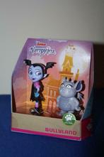 Disney Junior Vampirina Bullyland(2x figuur nieuw in doosje), Verzamelen, Ophalen of Verzenden, Overige figuren, Nieuw, Beeldje of Figuurtje