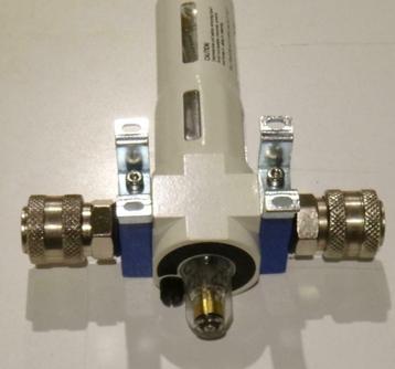 Olienevelaar met 2 Snelkoppeling Euro  beschikbaar voor biedingen