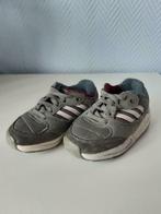 Sneakers adidas maat 20, Enfants & Bébés, Vêtements de bébé | Chaussures & Chaussettes, Comme neuf, Enlèvement, Adidas