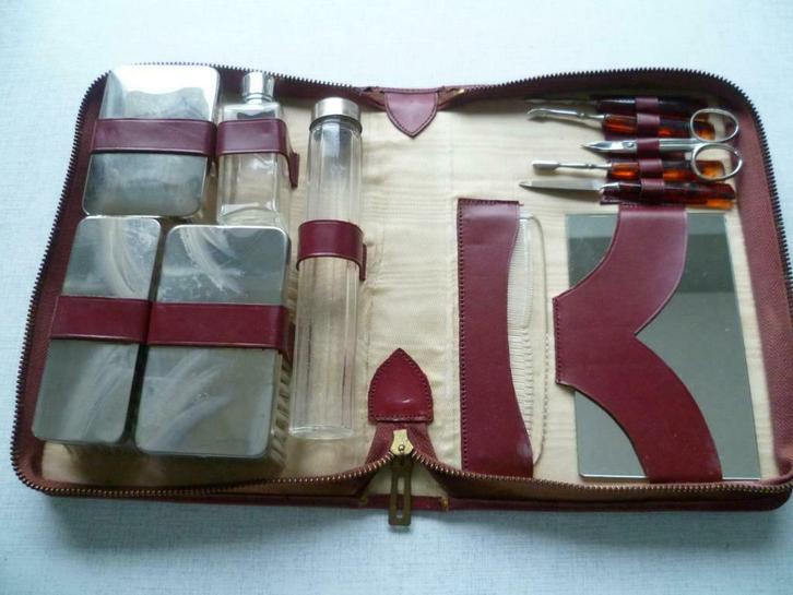 Toilettas reisset, Antiek en Kunst, Antiek | Gereedschap en Instrumenten, Ophalen of Verzenden