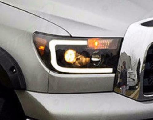 Phares à LED Futuristes - pour Toyota Tundra - 2007 à 2013, Autos : Pièces & Accessoires, Autres pièces automobiles, Ford, Toyota