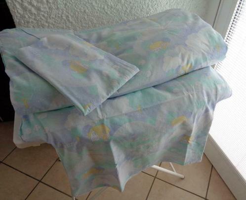 Ensemble linge de lit bébé 3 pièces, Kinderen en Baby's, Kinderkamer | Beddengoed, Gebruikt, Overige typen, Ophalen of Verzenden