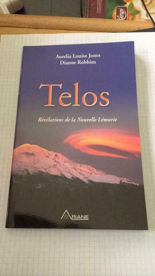 Lot de 3 livres d’Aurélia Louise jones, Boeken, Esoterie en Spiritualiteit, Zo goed als nieuw