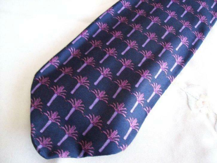 stropdas/plastron  YVES SAINT LAURENT  nieuwstaat, Kleding | Heren, Stropdassen, Nieuw, Overige kleuren, Ophalen of Verzenden