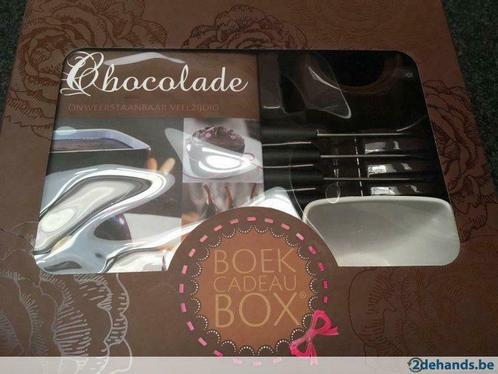 BOEKCADEAUBOX - chocoladerecepten en chocolade fondueset, Boeken, Kookboeken, Nieuw, Taart, Gebak en Desserts, Nederland en België