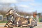 Cheval couché en bronze, Enlèvement ou Envoi, Bronze