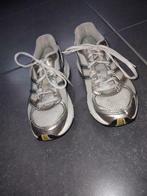 grijze loopschoenen - Asics - maat 36, Ophalen, Zo goed als nieuw, Jongen of Meisje, Sportschoenen