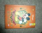 boek Disney 's MICKEY + bijhorende DVD 5 films met Mickey, Boeken, Ophalen of Verzenden, Zo goed als nieuw, Disney, Fictie algemeen