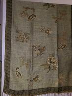 Grijs beige zwarte sjaal met franjes 175 x68 cm, Kleding | Dames, Gedragen, Ophalen of Verzenden, Sjaal