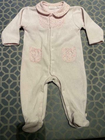 Pyjama Noukie’s lichtroze maat 62., Enlèvement ou Envoi, Comme neuf, Fille, Vêtements de nuit ou Sous-vêtements