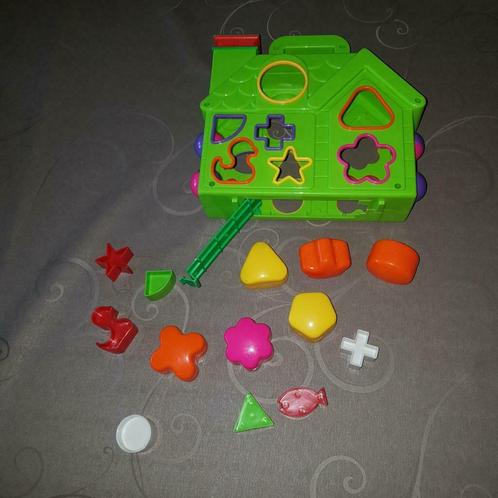leuke vormenpuzzel voor baby/peuter - vintage jaren 80, Kinderen en Baby's, Speelgoed | Educatief en Creatief, Zo goed als nieuw
