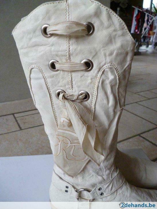 Prachtige laarzen (gebroken wit)M37 (als nieuw), Kinderen en Baby's, Kinderkleding | Schoenen en Sokken, Gebruikt, Laarzen, Meisje