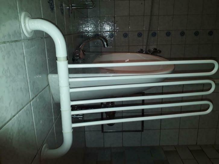 HANDDOEKDRAGER 3 DELEN METAAL, Doe-het-zelf en Bouw, Sanitair, Gebruikt, Bad, Ophalen