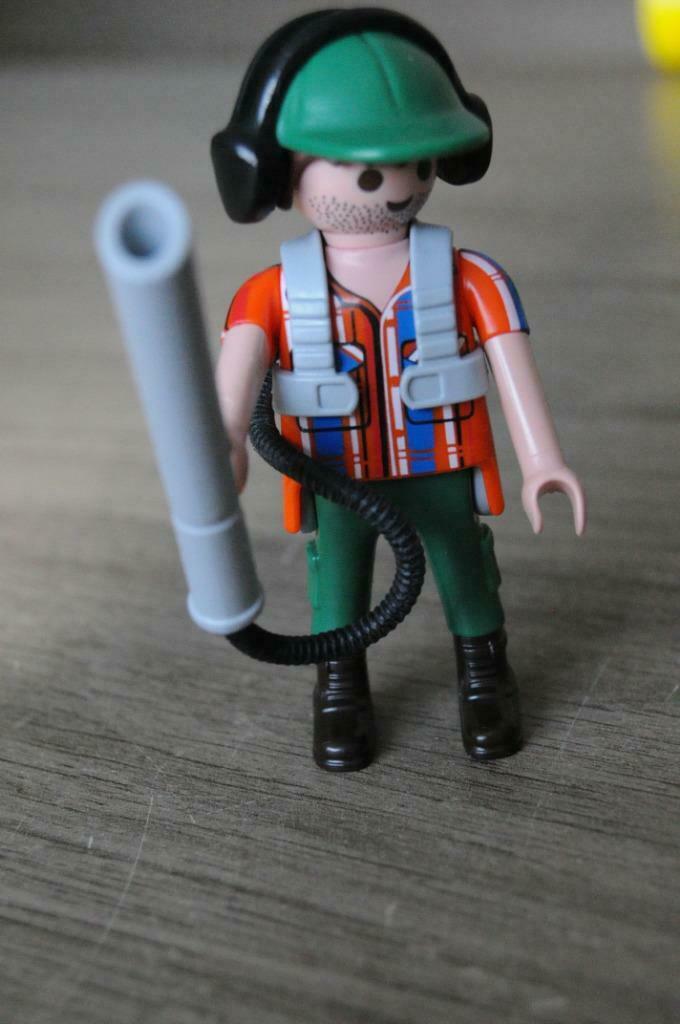 Playmobil Workman avec souffleur à feuilles, Enfants & Bébés, Jouets | Playmobil, Neuf, Playmobil en vrac, Enlèvement ou Envoi