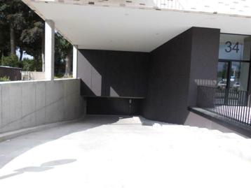 garage beschikbaar voor biedingen