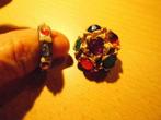 ring met gekleurde stenen en broche-jaren '60, Handtassen en Accessoires, Ringen, Overige materialen, Gebruikt, Ophalen of Verzenden