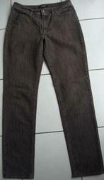 Bruine jeans van Rosner.  -  42, Lang, Rosner, Maat 42/44 (L), Bruin
