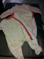Lot 2 Pyjama velours bébé fille T56, Fille, Vêtements de nuit ou Sous-vêtements, Utilisé, Enlèvement ou Envoi
