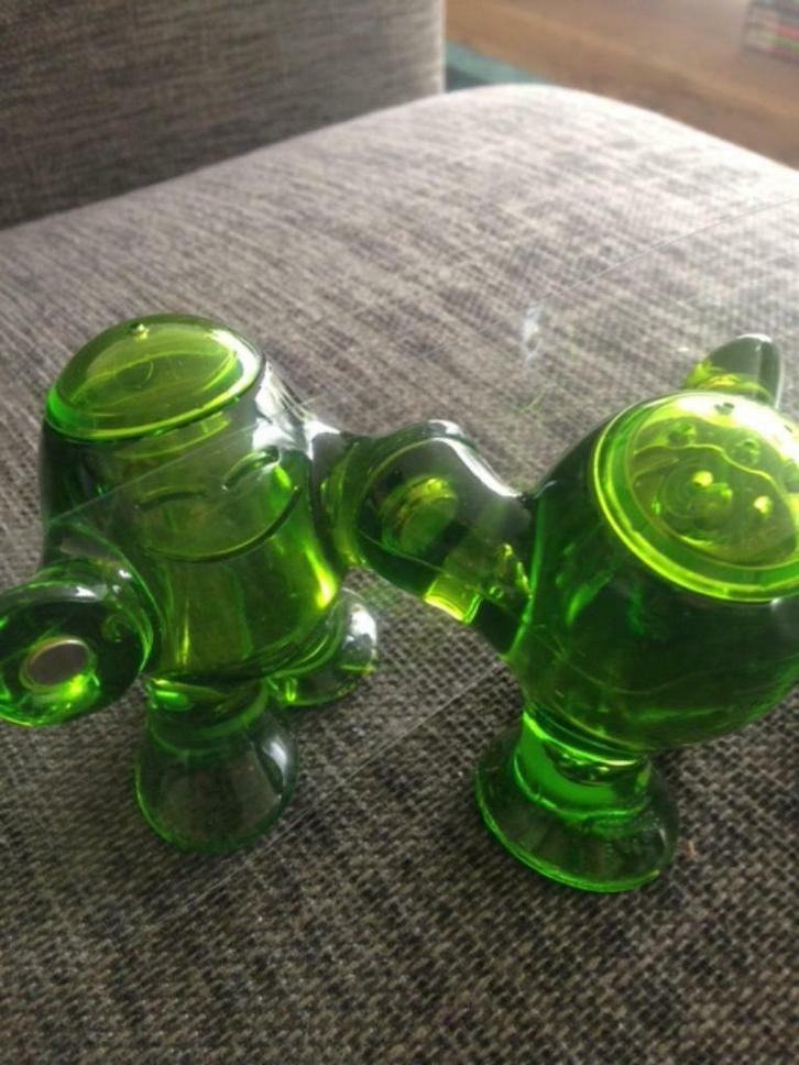 KOZIOL SALT & PEPPERSHAKER "NIEUW", Maison & Meubles, Cuisine| Tupperware, Neuf, Autres types, Vert, Enlèvement ou Envoi