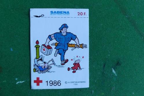 Oude Rode Kruis Sticker 1986 Suske en Wiske, Sabena, Collections, Autocollants, Utilisé, Bande dessinée ou Dessin animé, Enlèvement ou Envoi