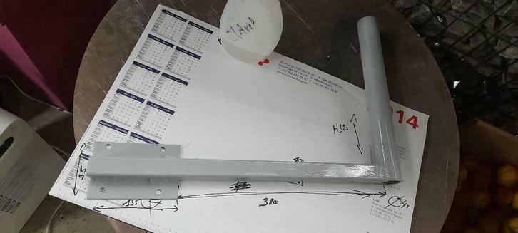 Support mural pour antenne parabolique, Audio, Tv en Foto, Schotelantennes, Gebruikt, (Schotel)antenne-accessoires, Ophalen of Verzenden