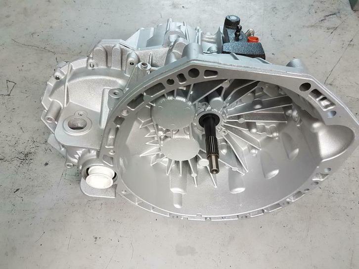 Versnellingsbak opel vivaro. Master, Trafic, Movano, Talento, Auto-onderdelen, Transmissie en Toebehoren, Fiat, Nissan, Opel, Renault