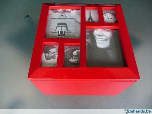 Originele roodgelakte fotobox van het merk Umbra, Huis en Inrichting, Woonaccessoires | Lijsten, Nieuw, Ophalen of Verzenden