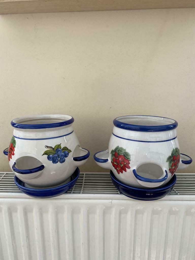 Paar oude pot zeer mooi gedecoreerd aardewerk