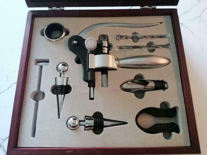 Service à vin 9 pièces, Collections, Vins, Neuf, Autres types, Autres régions, Enlèvement ou Envoi