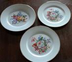 3 nieuwe borden van porcelaine de Limoges France, Maison & Meubles, Cuisine | Vaisselle, Enlèvement, Neuf, Porcelaine, Assiettes(s)