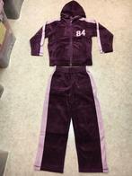 Zacht fluwelen trainingspak maat 110/116 (5-6j) nieuw!, Enlèvement, Neuf, Garçon ou Fille, Vêtements de sport ou Maillots de bain