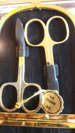 SET À ONGLES EN MÉTAL DORÉ... étui en cuir de veau 🐞 pour, Enlèvement ou Envoi, Neuf, Noir, Mains et Ongles