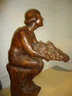 1931 FRANS JOCHEMS Offrande terracotta zittend naakt 75 cm, Ophalen