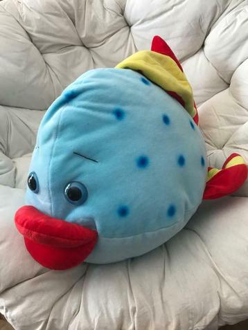 Grande peluche poisson bleu