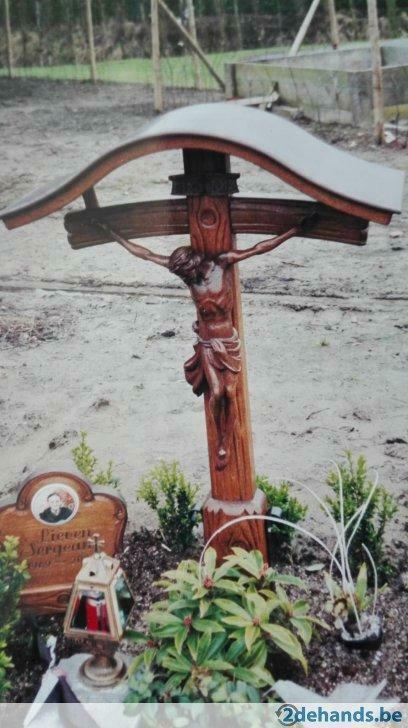 GESTOLEN grafornament antiek houten kruisbeeld, Antiek en Kunst, Antiek | Religieuze voorwerpen