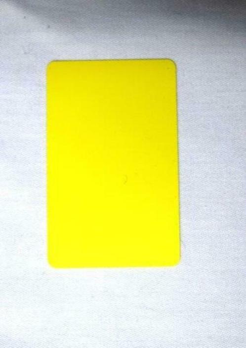 Plastic Card PVC €.0,15 Kleur: geel 54 x 86 x 0,5 mm Verpakt, Articles professionnels, Aménagement de Bureau & Magasin | Fournitures de bureau