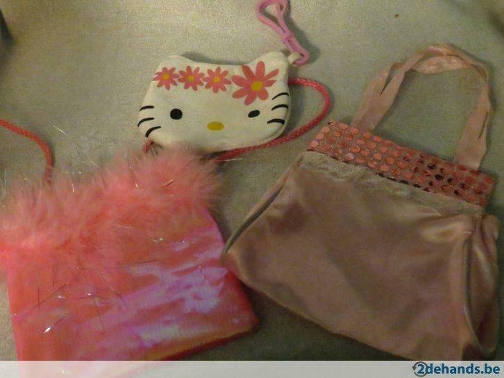 BARBIE - Allerlei handtasjes - roze - jonge meid, Kinderen en Baby's, Speelgoed | Poppen, Gebruikt, Barbie, Ophalen of Verzenden