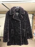 Prachtige donker bruin zwart Faux fur jas small, Ophalen of Verzenden, Zo goed als nieuw, Maat 36 (S), Zwart