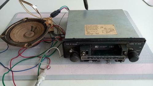 vintage auto radio-cassettespeler en box, Auto diversen, Autoradio's, Ophalen of Verzenden